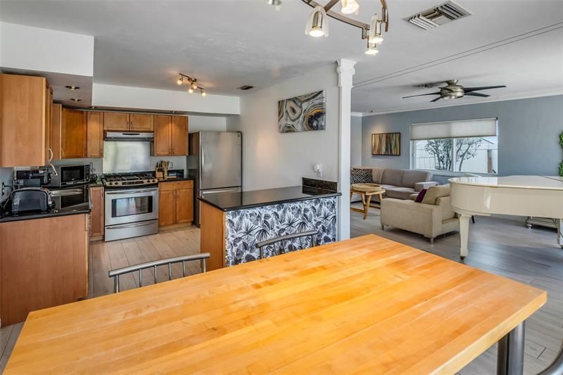 1606 NE 15th Av, Unit 1606, Fort Lauderdale, FL 33305 Photo