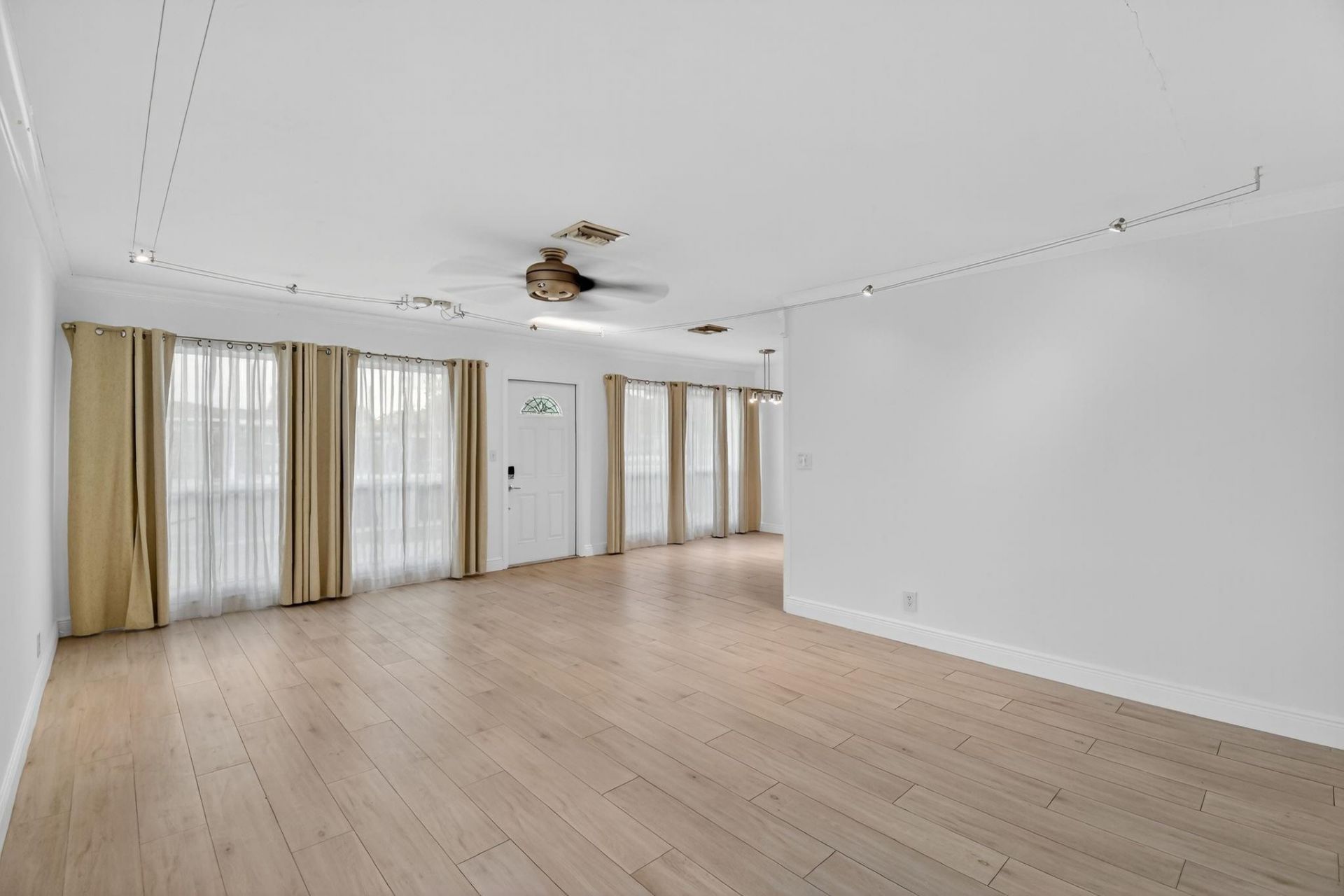 1606 NE 15th Avenue, Unit 1606, Fort Lauderdale, FL 33305 Photo