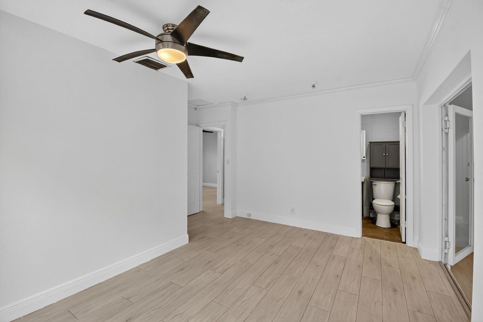 1606 NE 15th Avenue, Unit 1606, Fort Lauderdale, FL 33305 Photo