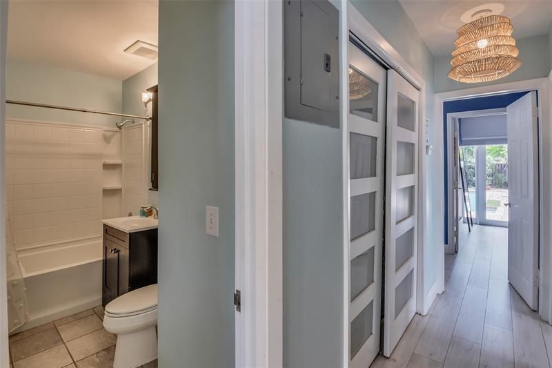 1606 NE 15th Av, Unit 1606, Fort Lauderdale, FL 33305 Photo