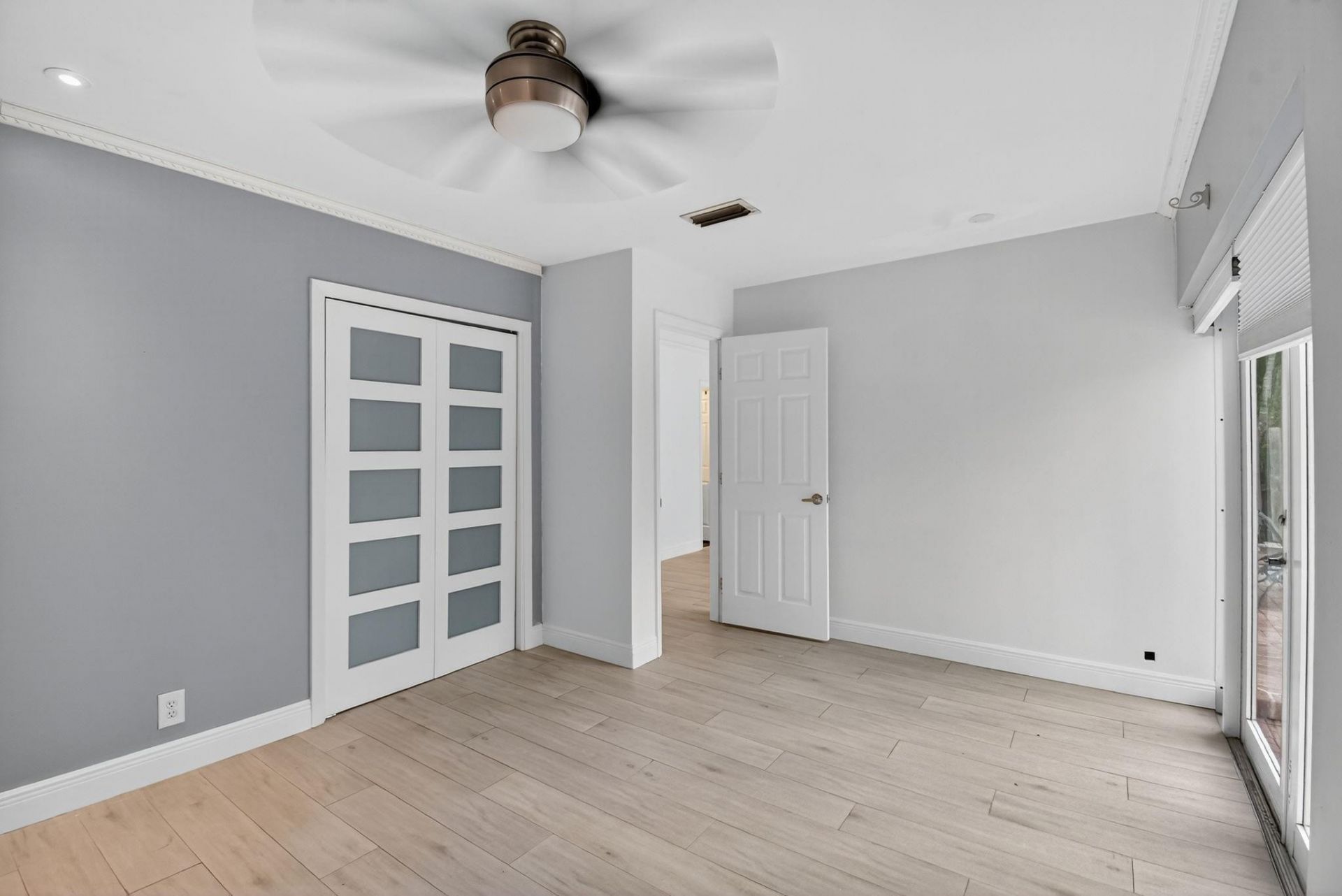 1606 NE 15th Avenue, Unit 1606, Fort Lauderdale, FL 33305 Photo