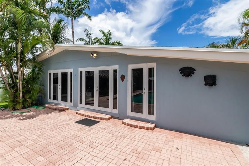 1606 NE 15th Av, Unit 1606, Fort Lauderdale, FL 33305 Photo