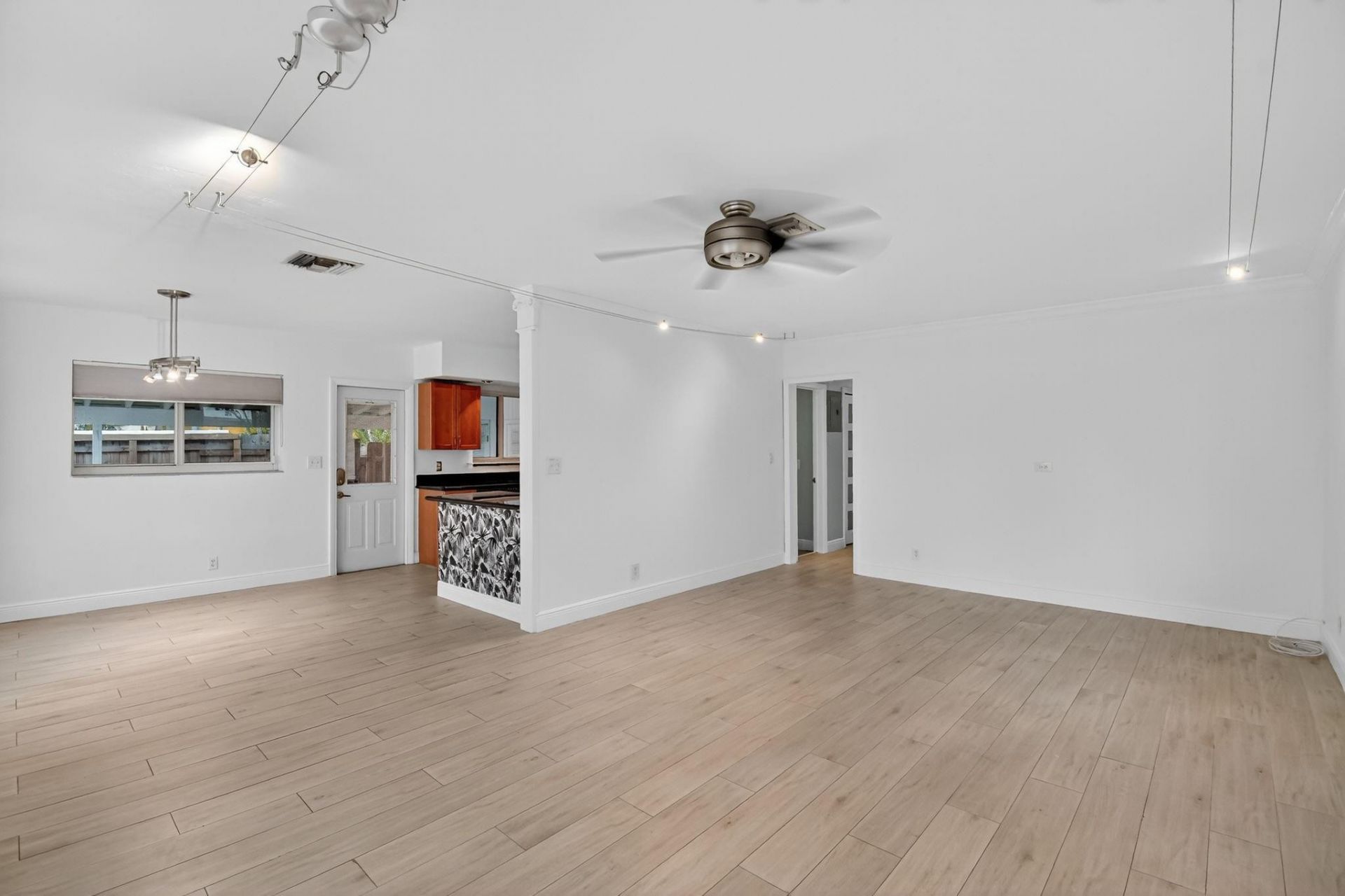 1606 NE 15th Avenue, Unit 1606, Fort Lauderdale, FL 33305 Photo