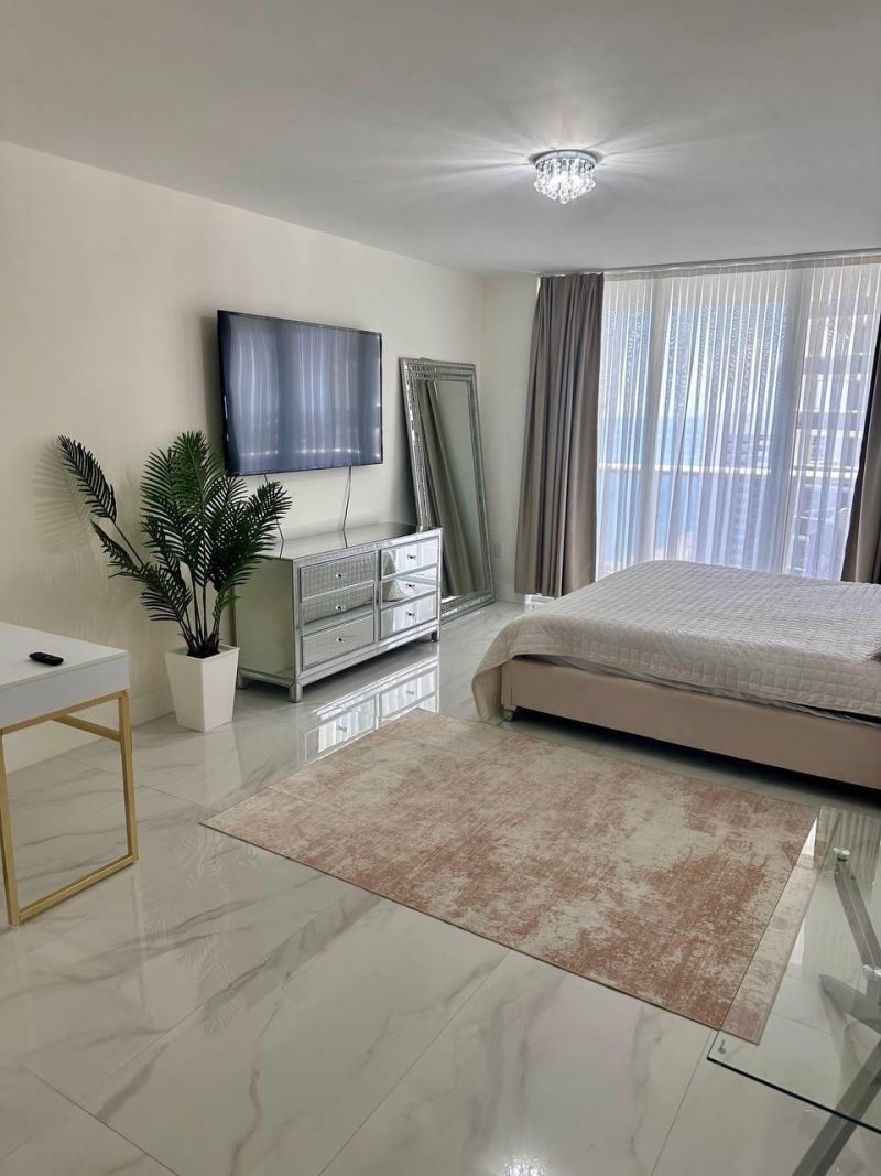 1830 S Ocean Drive, Unit 2406, Hallandale Beach, FL 33009 Photo