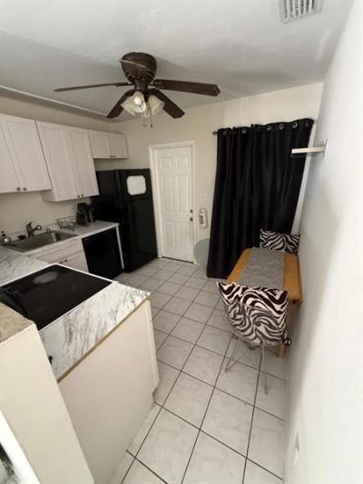 1710 NE 8 Street, Unit 3, Fort Lauderdale, FL 33304 Photo