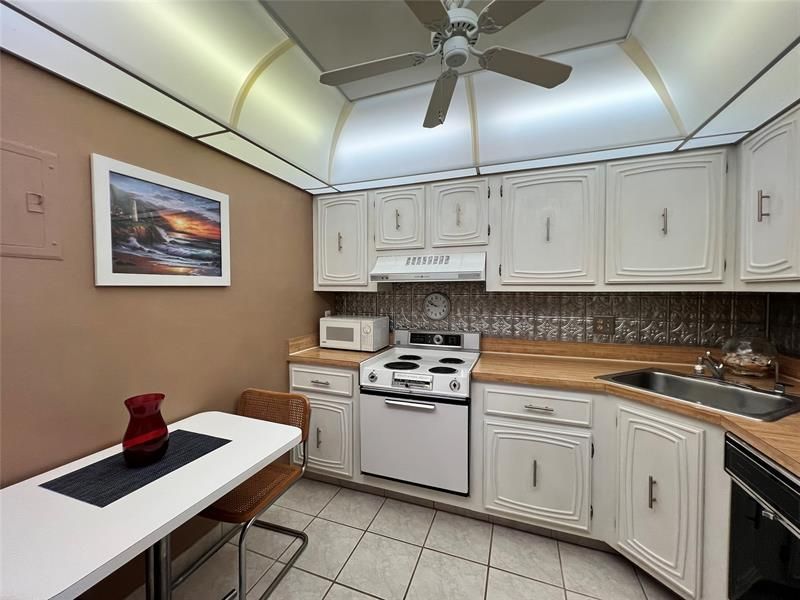 101 Briny Avenue, Unit 1005, Pompano Beach, FL 33062 Photo