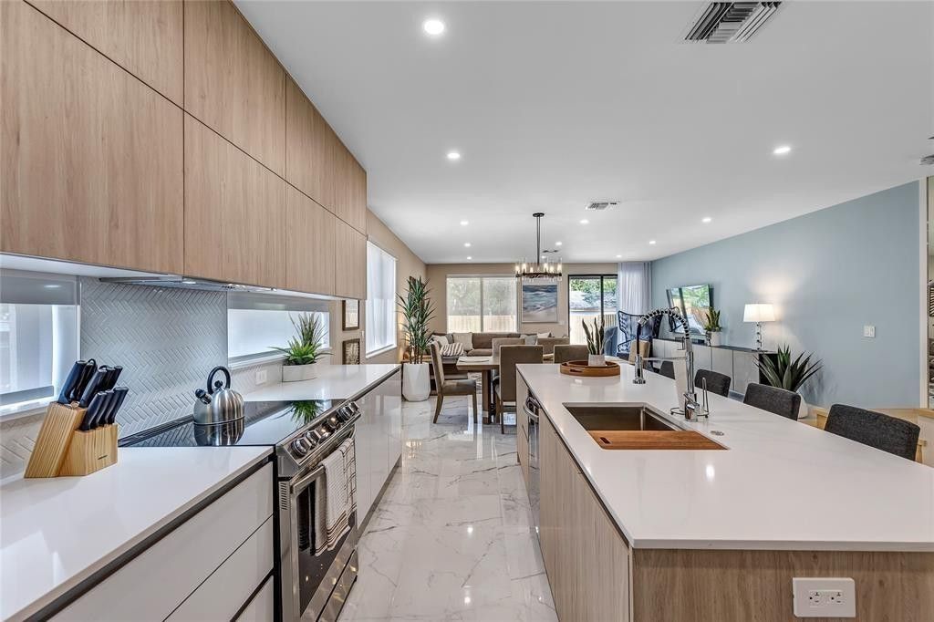 811 SW 10th Terrace, Fort Lauderdale, FL 33315 Photo