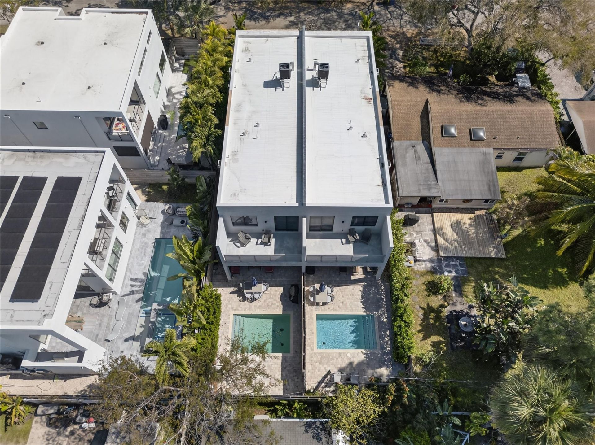 811 SW 10th Terrace, Fort Lauderdale, FL 33315 Photo