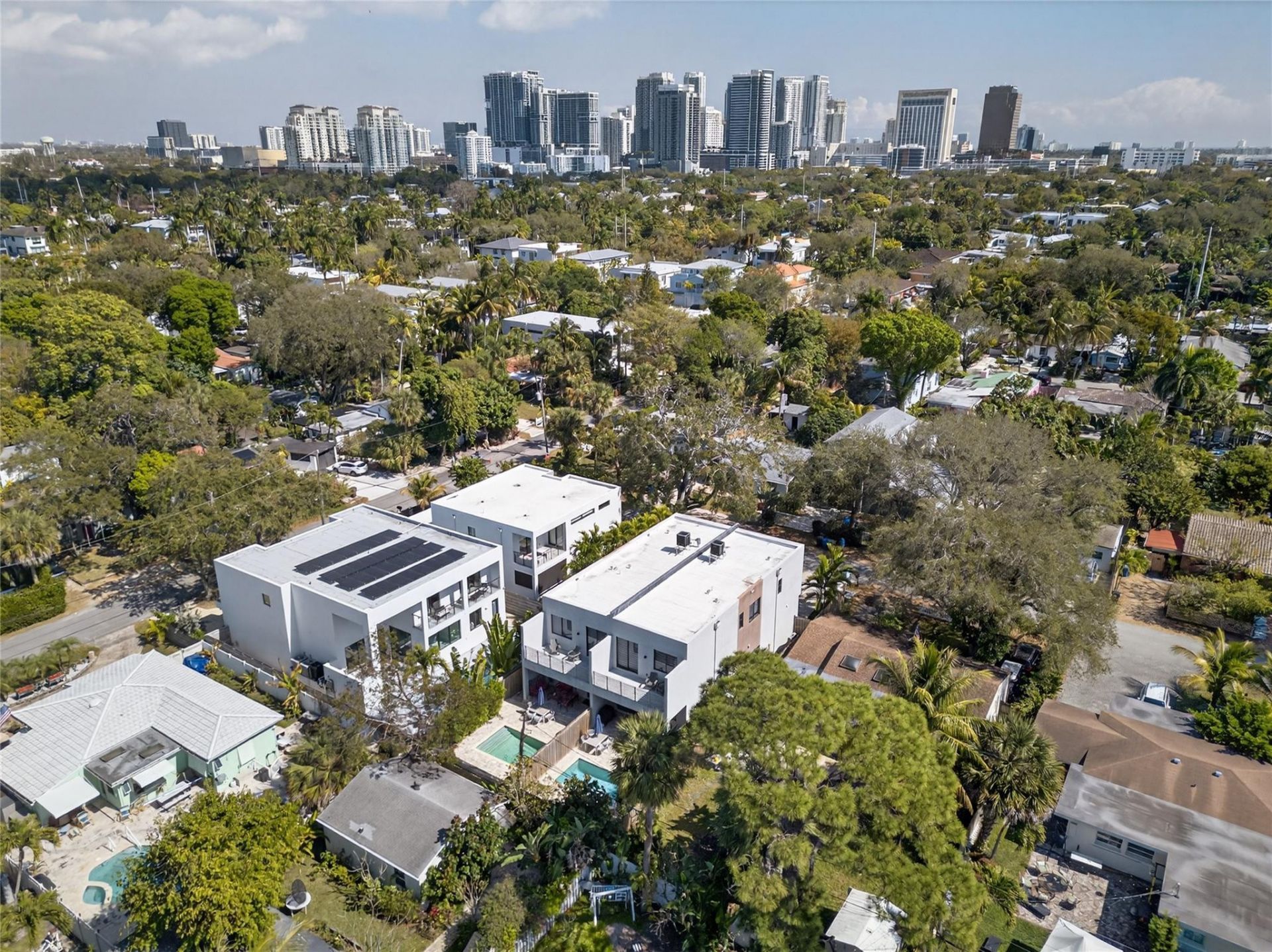 811 SW 10th Terrace, Fort Lauderdale, FL 33315 Photo