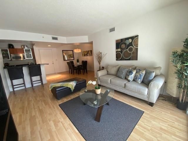 2775 NE 187th St, Unit 523, Aventura, FL 33180 Photo