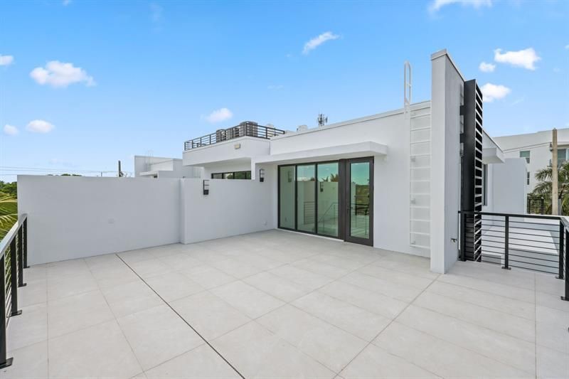 204 Osceola Park Lane, Delray Beach, FL 33483 Photo