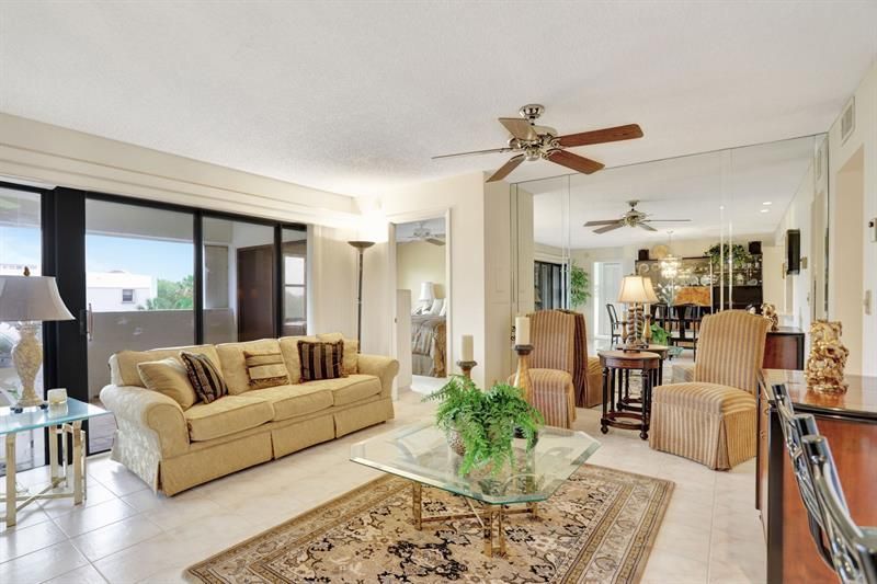 330 SE 20th Avenue, Unit 307, Deerfield Beach, FL 33441 Photo