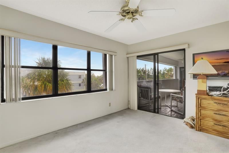 330 SE 20th Avenue, Unit 307, Deerfield Beach, FL 33441 Photo