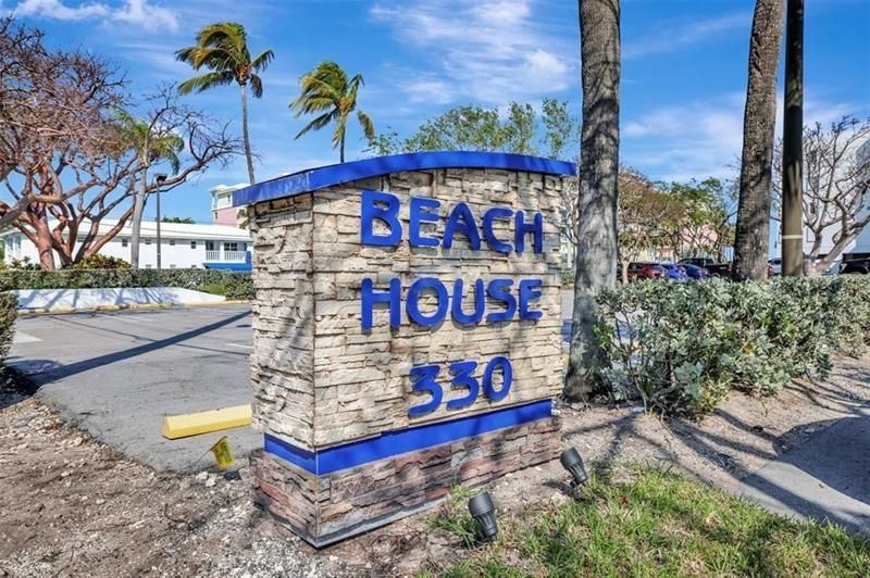 330 SE 20th Avenue, Unit 307, Deerfield Beach, FL 33441 Photo