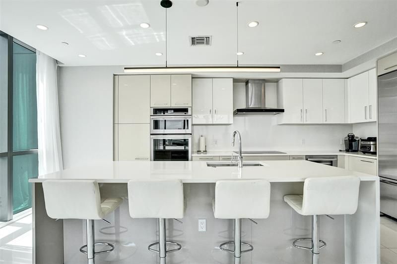 100 E Las Olas Boulevard, Unit 2701, Fort Lauderdale, FL 33301 Photo