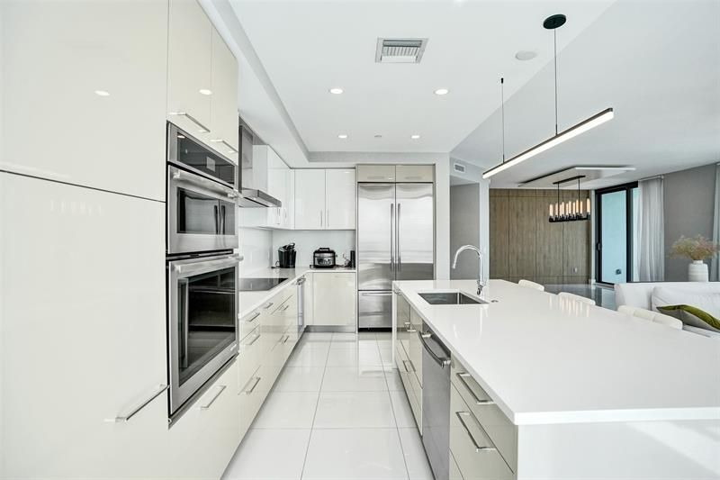 100 E Las Olas Boulevard, Unit 2701, Fort Lauderdale, FL 33301 Photo