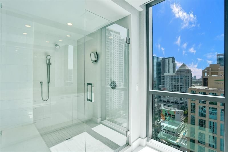 100 E Las Olas Boulevard, Unit 2701, Fort Lauderdale, FL 33301 Photo