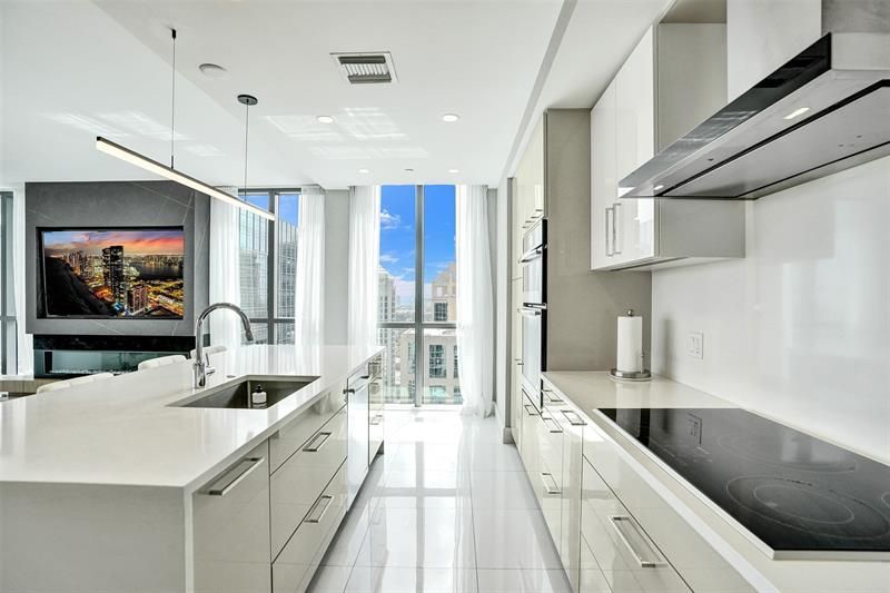 100 E Las Olas Boulevard, Unit 2701, Fort Lauderdale, FL 33301 Photo