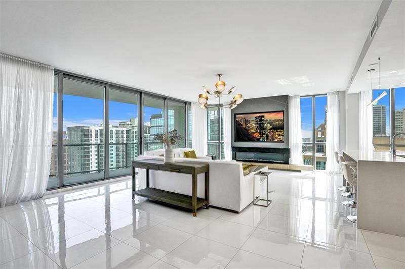 100 E Las Olas Boulevard, Unit 2701, Fort Lauderdale, FL 33301 Photo