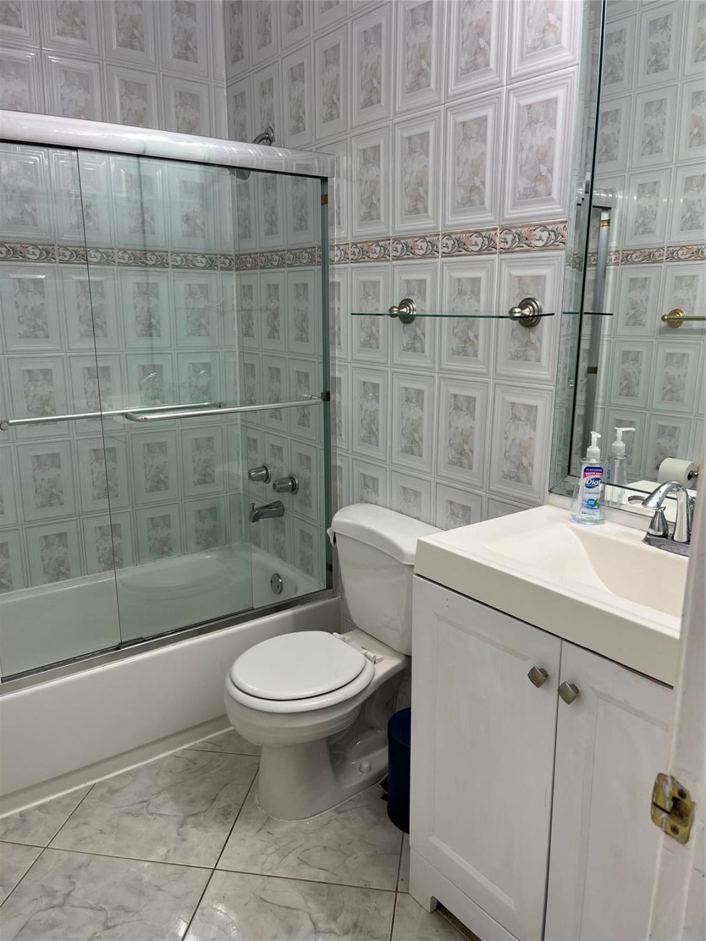 630 Layne Boulevard, Unit 209, Hallandale Beach, FL 33009 Photo