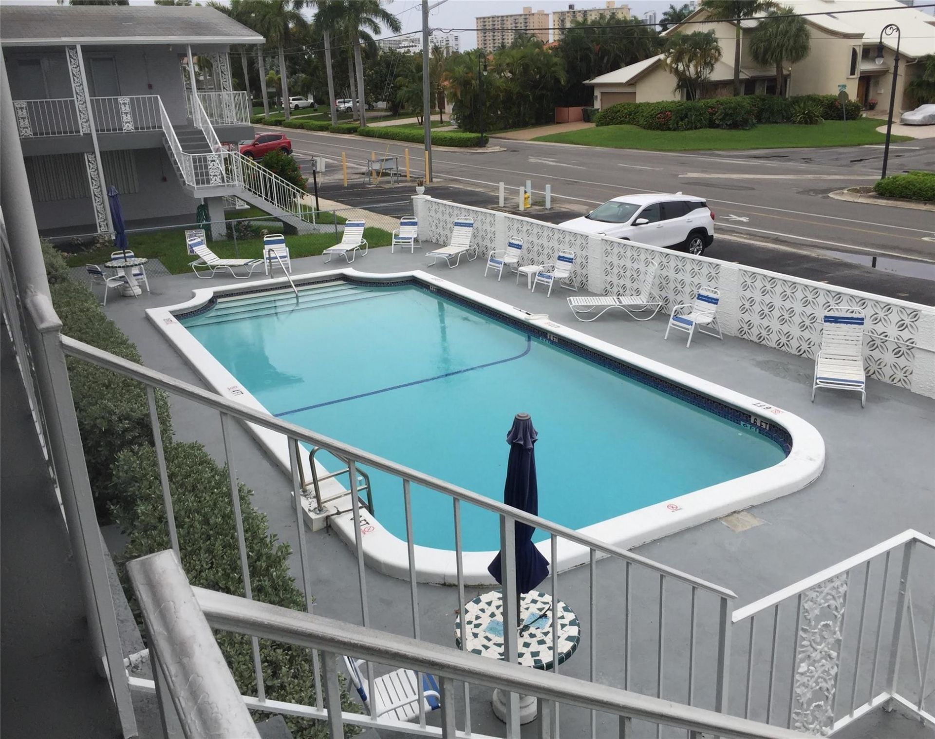 630 Layne Boulevard, Unit 209, Hallandale Beach, FL 33009 Photo