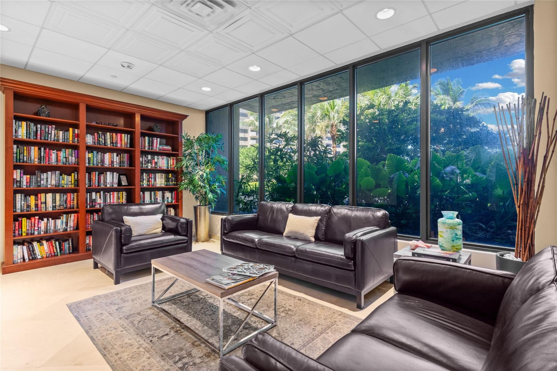 4900 N Ocean Boulevard, Unit 416, Lauderdale by the Sea, FL 33308 Photo