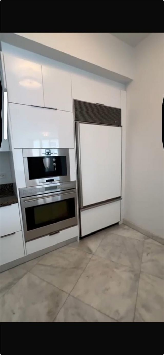 16001 Collins Avenue, Unit 2207, Sunny Isles Beach, FL 33160 Photo