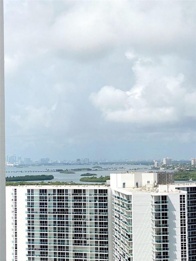 16001 Collins Avenue, Unit 2207, Sunny Isles Beach, FL 33160 Photo