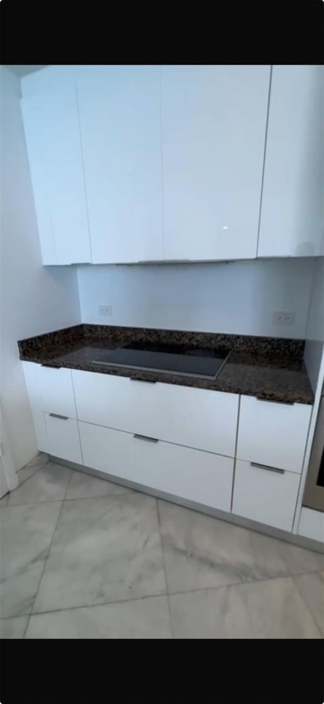 16001 Collins Avenue, Unit 2207, Sunny Isles Beach, FL 33160 Photo