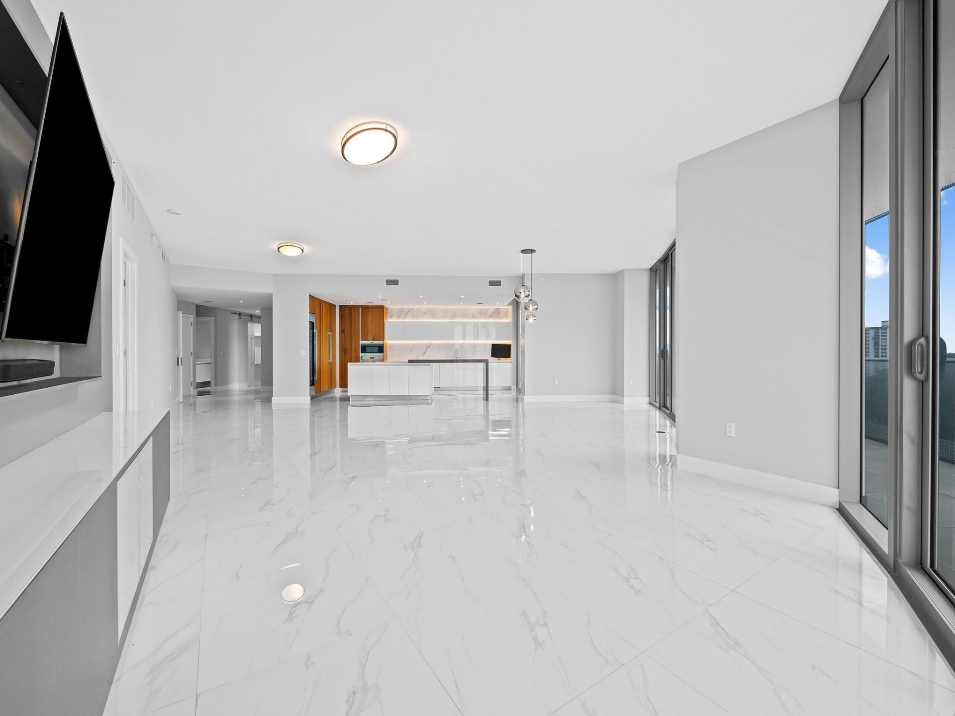 701 N Fort Lauderdale Beach Boulevard, Unit 802, Fort Lauderdale, FL 33304 Photo