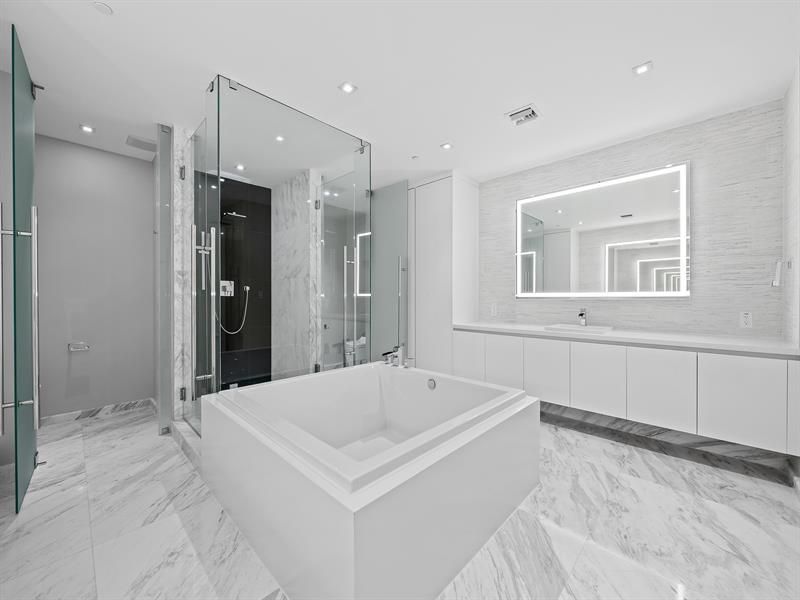 701 N Fort Lauderdale Beach Boulevard, Unit 802, Fort Lauderdale, FL 33304 Photo