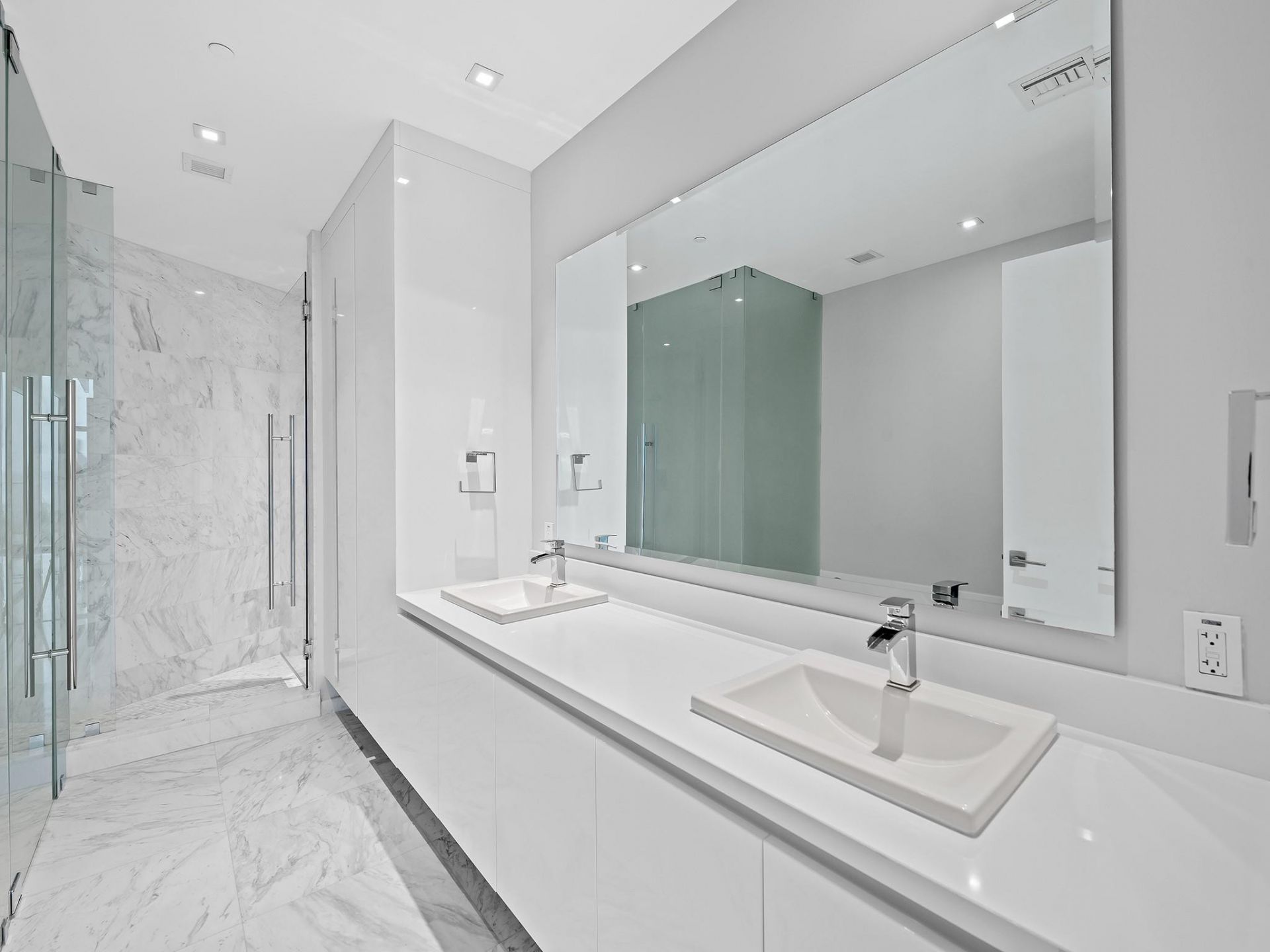 701 N Fort Lauderdale Beach Boulevard, Unit 802, Fort Lauderdale, FL 33304 Photo