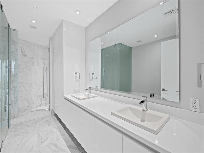 701 N Fort Lauderdale Beach Boulevard, Unit 802, Fort Lauderdale, FL 33304 Photo