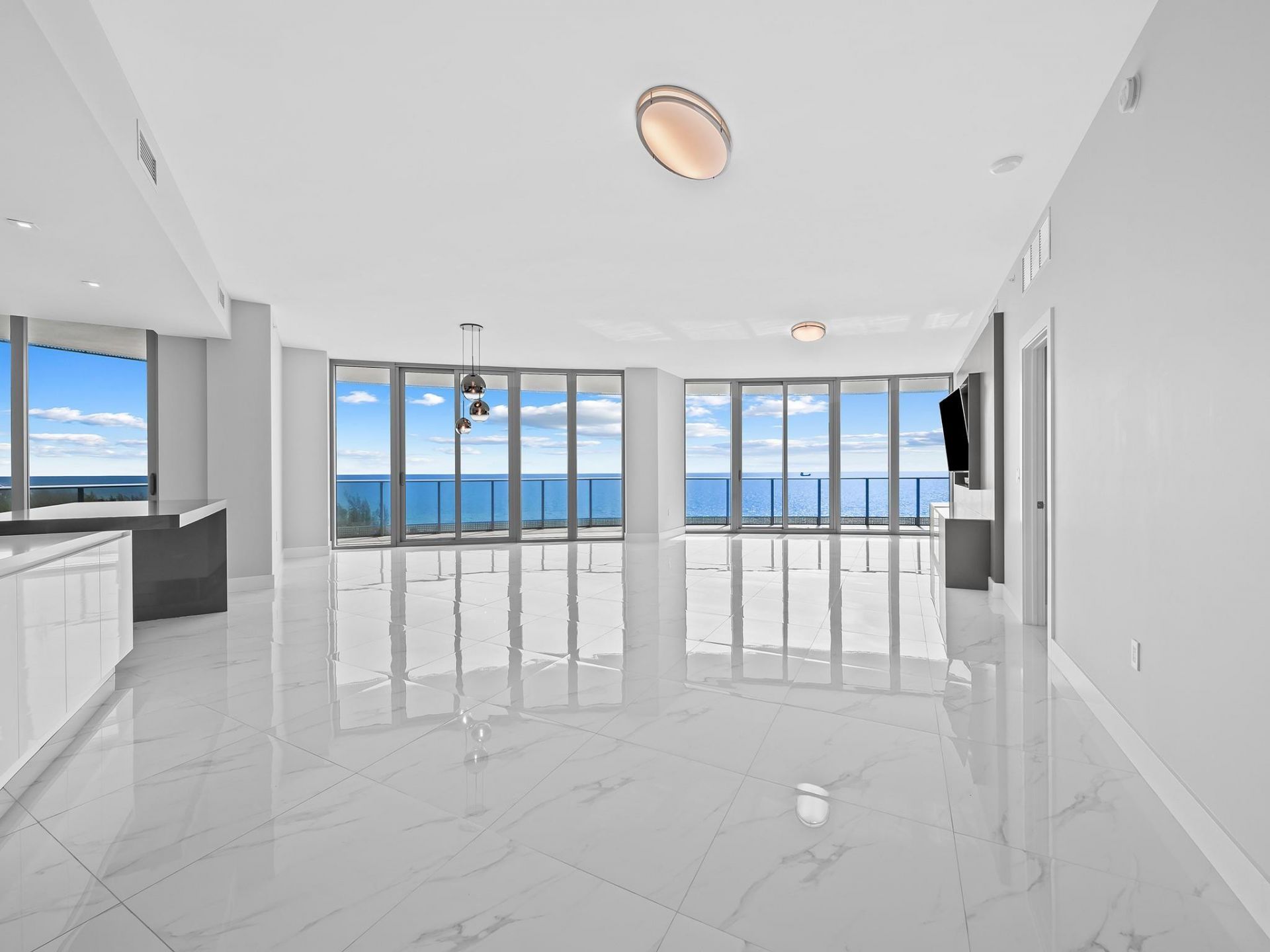 701 N Fort Lauderdale Beach Boulevard, Unit 802, Fort Lauderdale, FL 33304 Photo