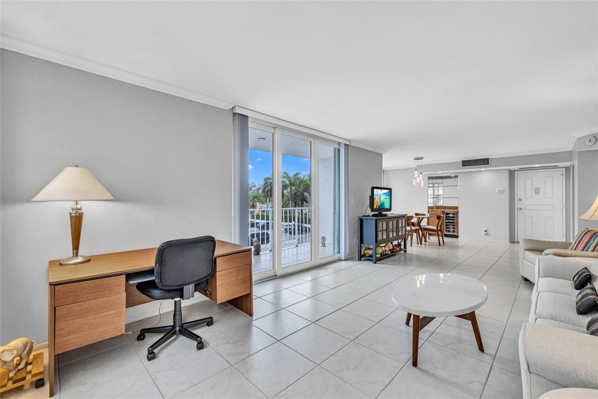 1170 N Federal Highway, Unit 312, Fort Lauderdale, FL 33304 Photo
