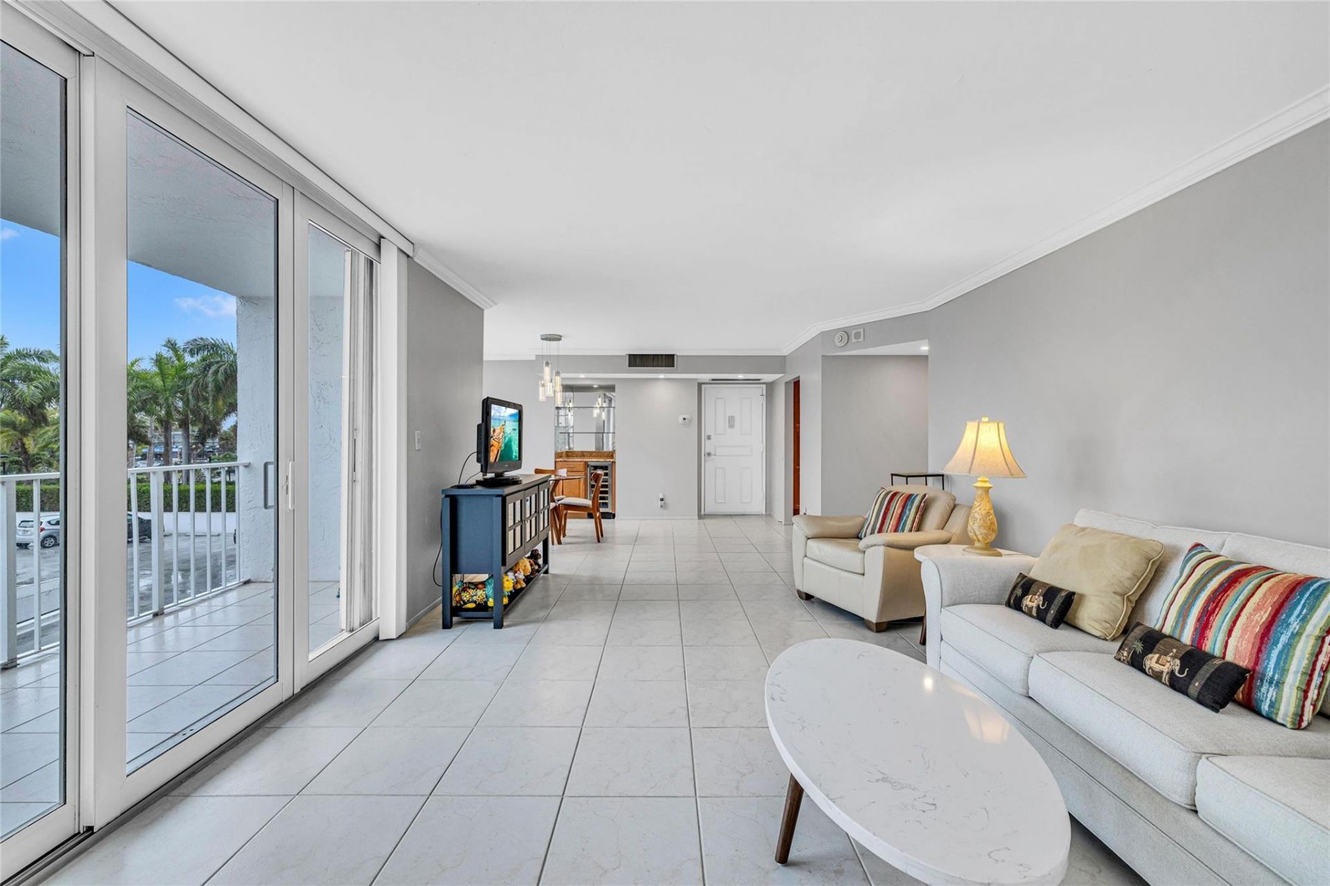 1170 N Federal Highway, Unit 312, Fort Lauderdale, FL 33304 Photo