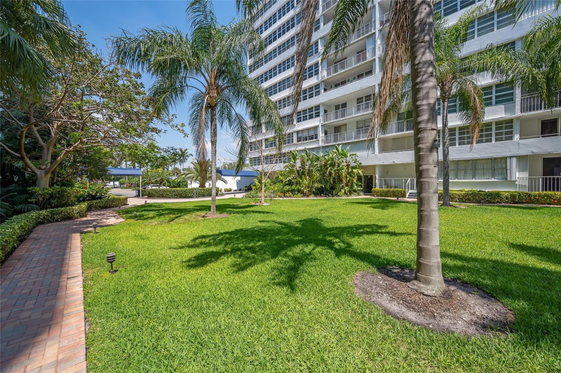 1170 N Federal Highway, Unit 312, Fort Lauderdale, FL 33304 Photo