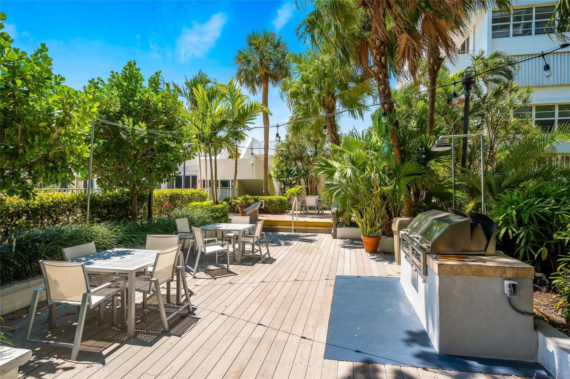 1170 N Federal Highway, Unit 312, Fort Lauderdale, FL 33304 Photo