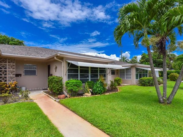 1382 High Point Way NE B, Delray Beach, FL 33445