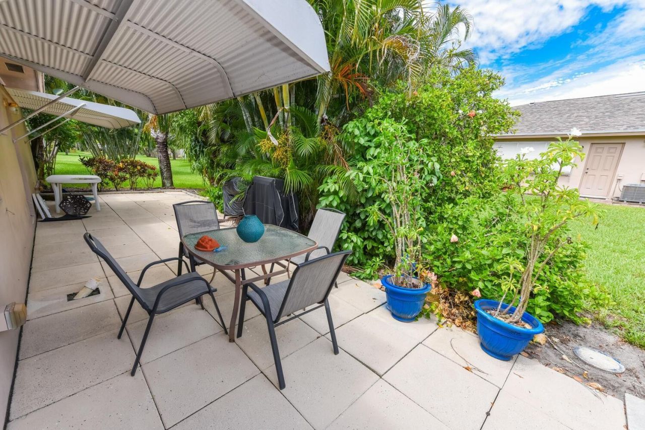 1382 High Point Way, Delray Beach, FL 33445 Photo