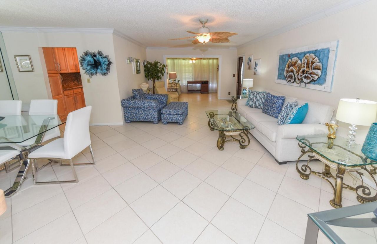 1382 High Point Way, Delray Beach, FL 33445 Photo