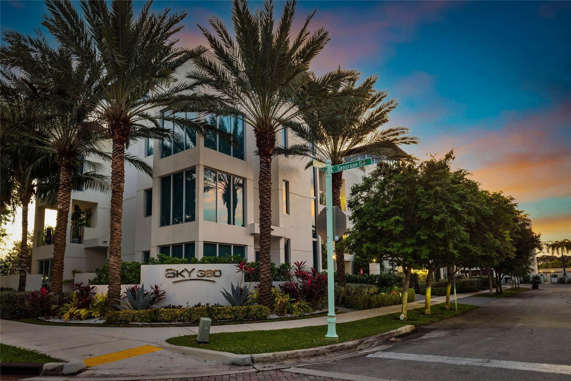 244 Garden Court, Unit 244, Lauderdale by the Sea, FL 33308 Photo