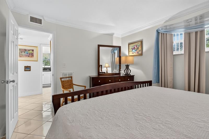 3551 Inverrary Drive, Unit 312, Lauderhill, FL 33319 Photo