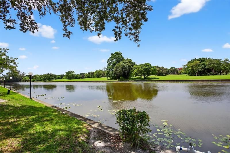 3551 Inverrary Drive, Unit 312, Lauderhill, FL 33319 Photo