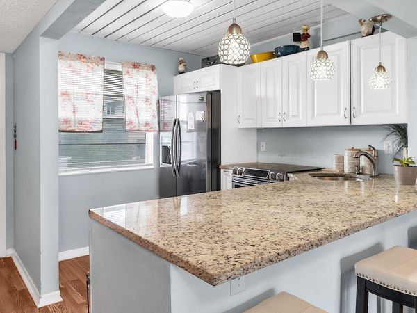 3776 Inverrary Blvd, Unit 308R, Lauderhill, FL 33319