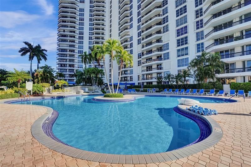 3530 Mystic Pointe Drive, Unit 2308, Aventura, FL 33180 Photo