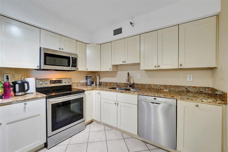 3530 Mystic Pointe Drive, Unit 2308, Aventura, FL 33180 Photo