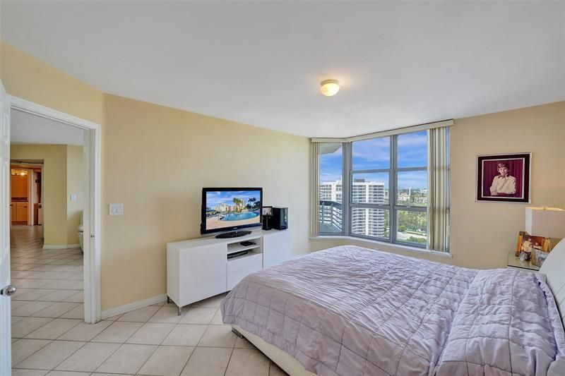 3530 Mystic Pointe Drive, Unit 2308, Aventura, FL 33180 Photo