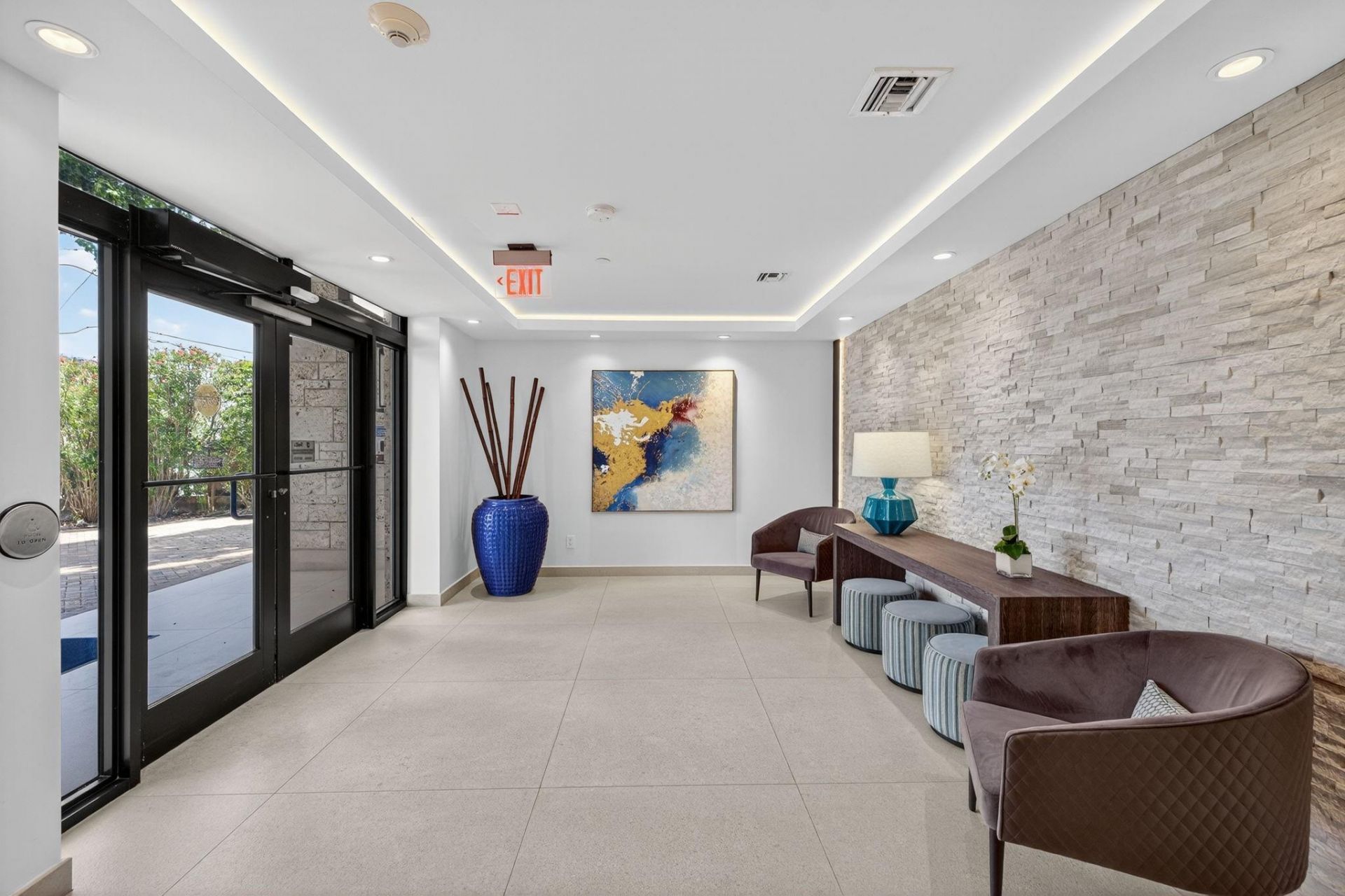 777 Bayshore Drive, Unit 701, Fort Lauderdale, FL 33304 Photo