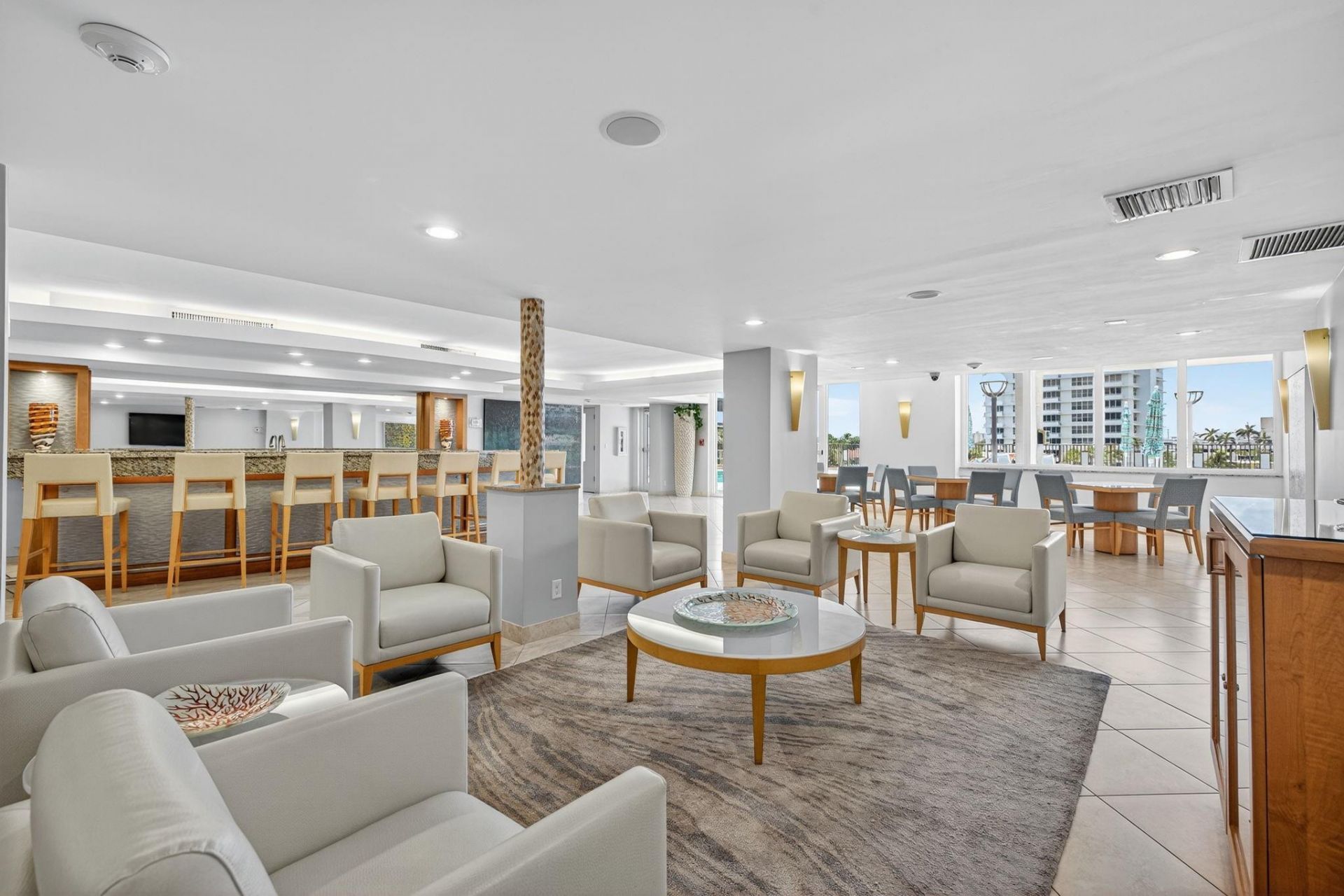 777 Bayshore Drive, Unit 701, Fort Lauderdale, FL 33304 Photo